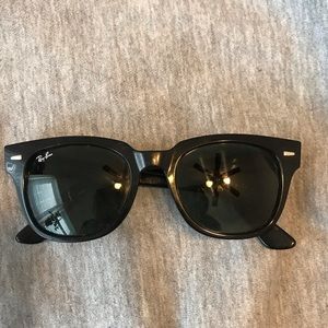 Authentic ray bans wayfarers
